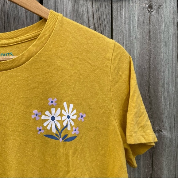 ThereAbouts Yellow Graphic Outdoor Adventures Retro Colored T-Shirt XL - Picture 2 of 4
